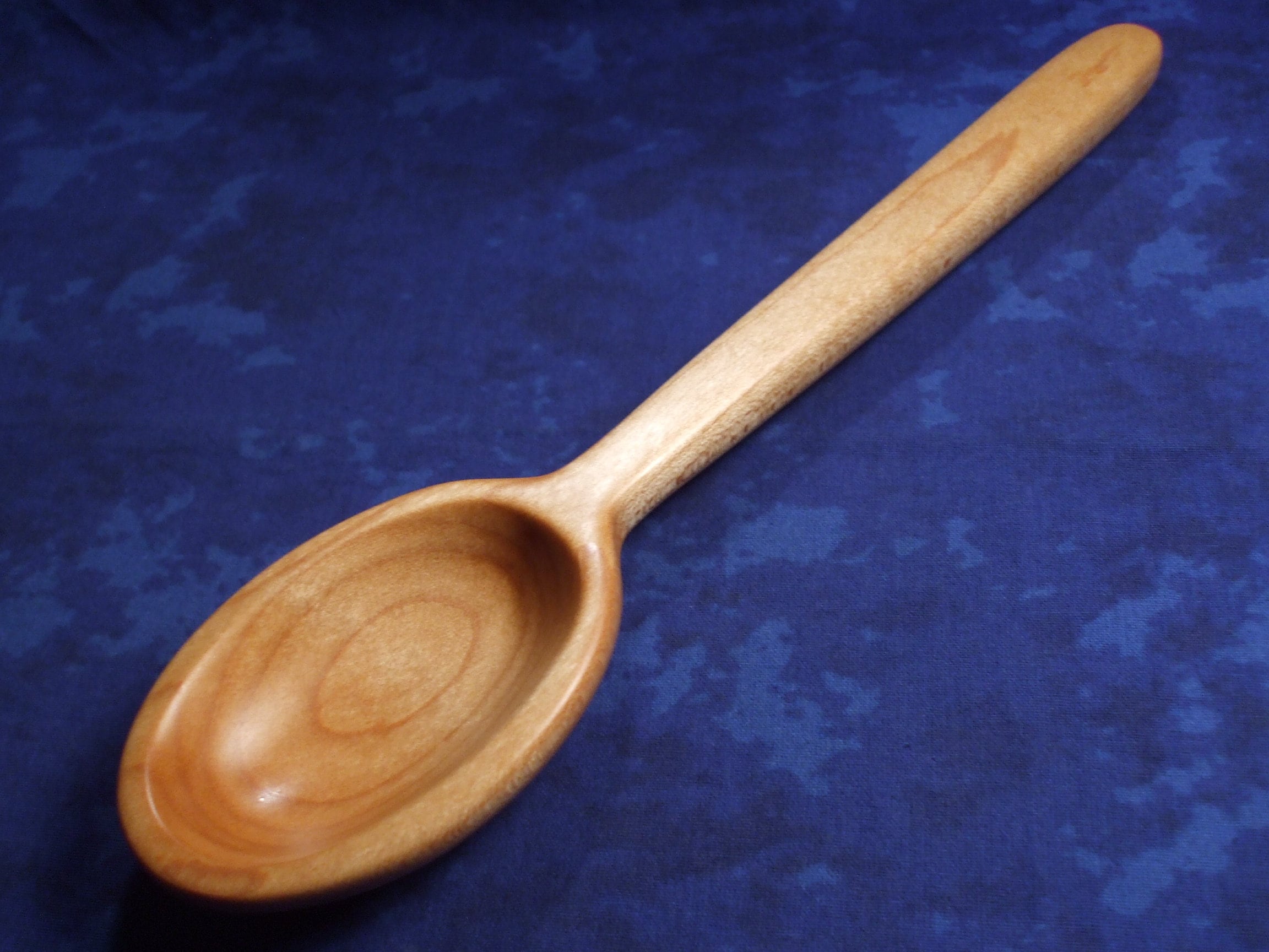 Maple wood hand carved long flour/sugar scoop 7.5 inch (19 cm) - The Spoon  Crank