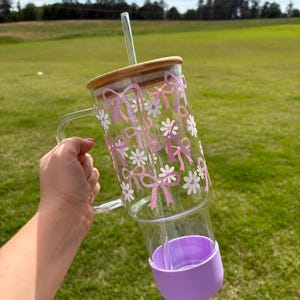 40 oz Glass Tumbler with Straw | Pink Bow & Daisy Design | Bamboo Lid | Reusable Iced Coffee Cup | Aesthetic Gift for Her