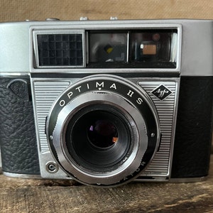 AGFA Optima II S - Vintage Film Photography Camera - Comes with Leather Case