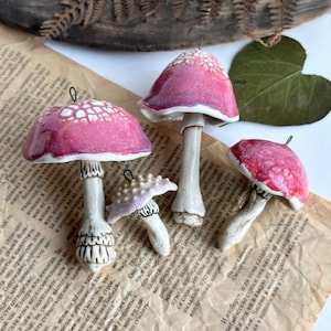 Handmade Ceramic Mushroom Set – 4 Pink Glazed Toadstools, Fairycore Hanging Decor, Christmas Ornaments, Cottagecore Collectibles
