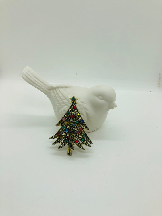 HOLLYCRAFT Rhinestone Christmas Tree Brooch, Vinta