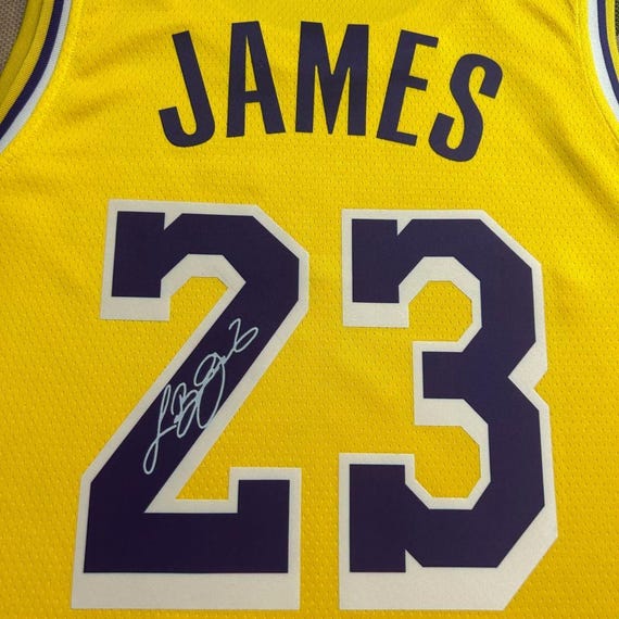 ガ*ン様 刺繍‼️ NBAユニフォーム LA Lakers LeBron Jam LEBRON JAMES LA Lakers Nike STATEMENT Kobe KB Patch NBA