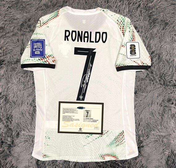 Cristiano Ronaldo SIGNED Portugal 25/26 Home Jersey/shirt
