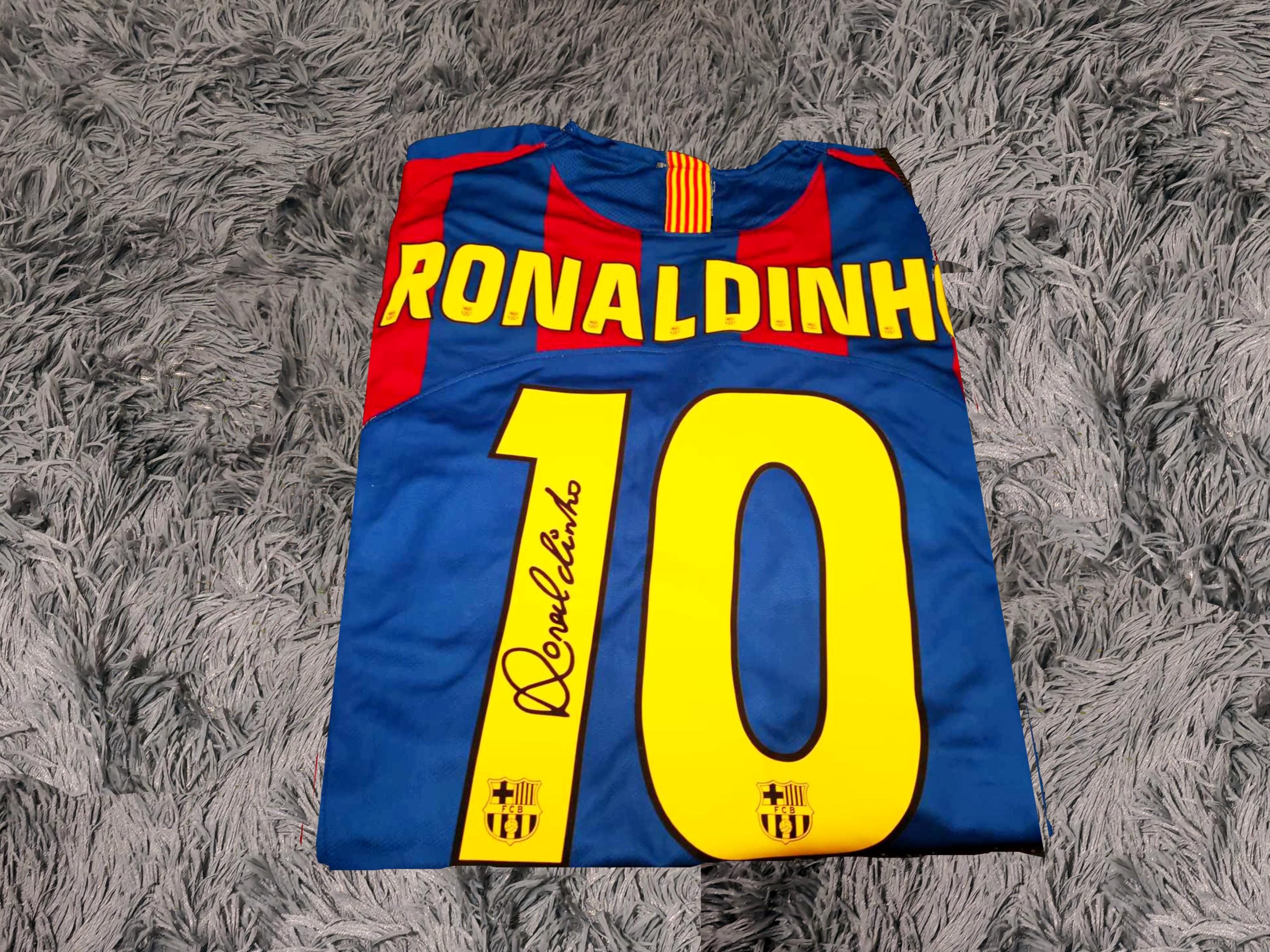 Ronaldinho Gaúcho SIGNED Barcelona 04/05 Home UCL Jersey/shirt