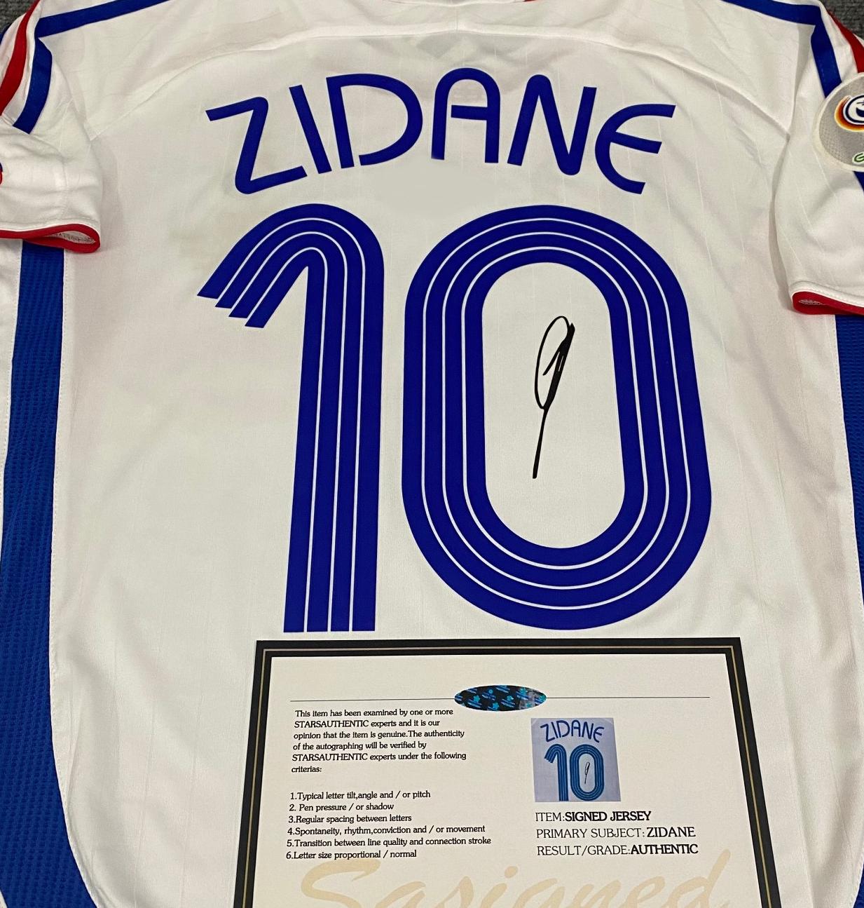 ZIDANE ジダン ボルビック　当選品 Zinedine Zidane SIGNED France 05/06 Away Jersey/shirt - COA - 2006