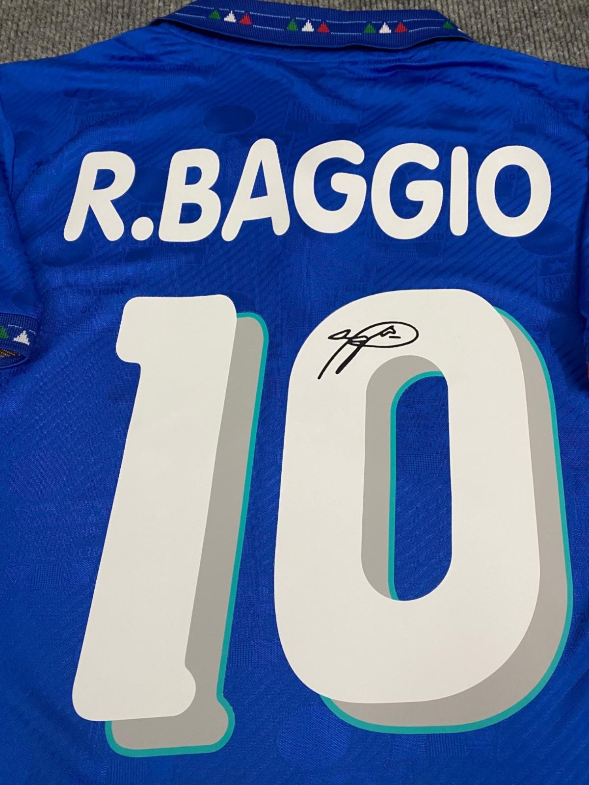 Roberto Baggio SIGNED Italy Home WORLD Cup Jersey/shirt - COA