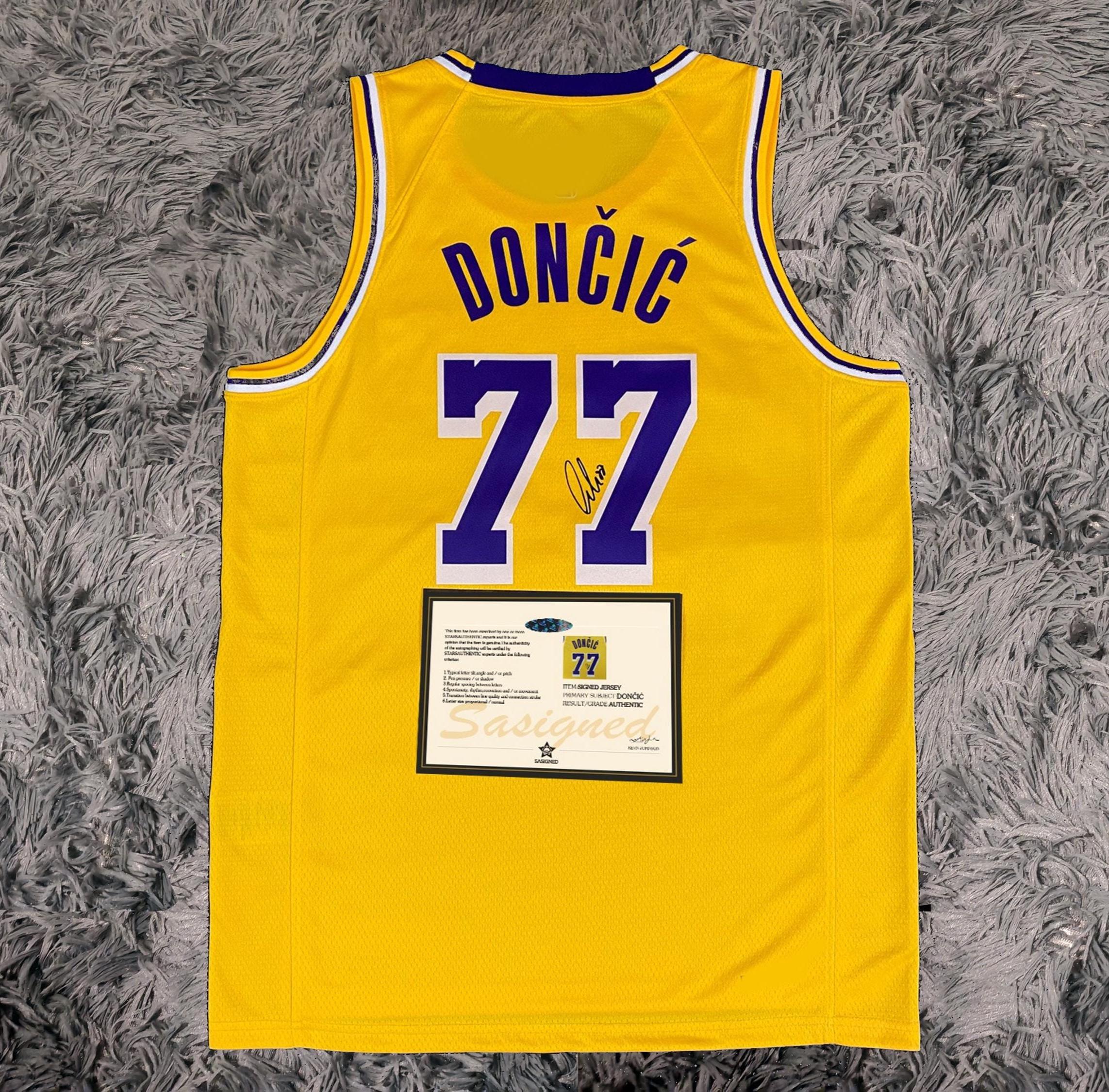 ルカ・ドンチッチ オーセンティックジャージ　LUKA DONCIC nba-200116luk22_1.jpg
