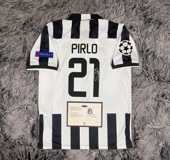 Andres Pirlo SIGNED Juventus 14/15 Home Jersey/shirt - COA - 2015