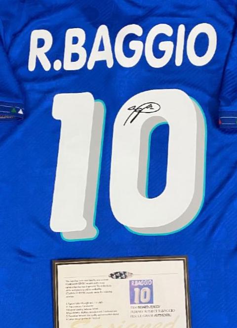 Roberto Baggio SIGNED Italy Home WORLD Cup Jersey/shirt - COA