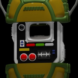 Puede incluir: Una taza de cerámica blanca con un asa negra y el texto "But First, Coffee" en negrita negra. La taza se encuentra sobre un fondo borroso, sugiriendo un ambiente acogedor.