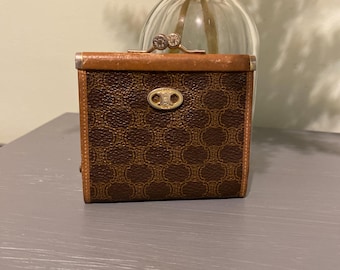 Celine Vintage Kiss Lock Coin Purse Luxury Women’s Accessory
