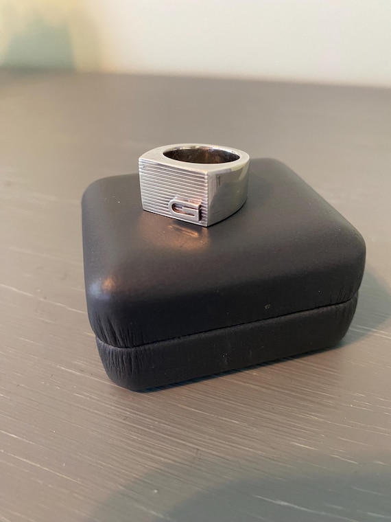 Sterling Silver Gucci Ring - Authentic Statement … - image 1