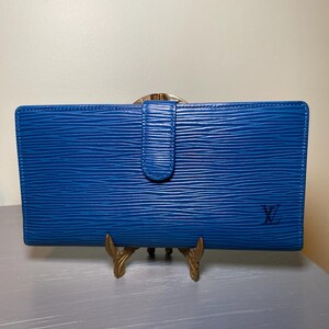 Louis Vuitton Kiss Lock Wallet - Etsy display picture 1