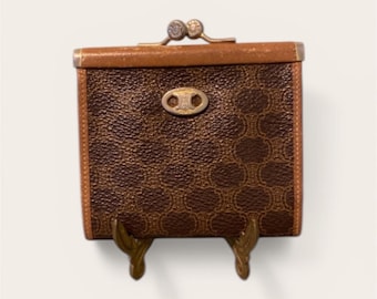 Celine Vintage Kiss Lock Coin Purse Luxury Women’s Accessory