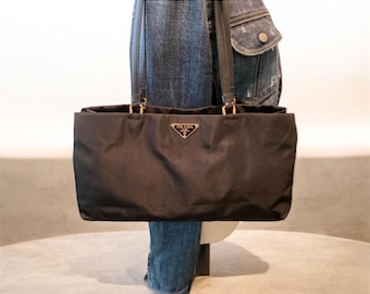 Prada Black Nylon Tessuto Shoulder Bag – Vintage Y2K Designer Luxury Handbag