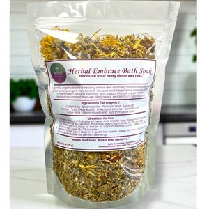 Herbal Embrace Bath Soak – Soothing Herbal Sitz for Recovery, Relaxation and Wellness | Calming Botanical Soak for Tender Bodies & Self-Care