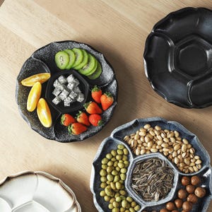 Prato japonês de cerâmica com 4 compartimentos | Bandeja para servir sushi, aperitivos e frutas | Prato de porcelana dividido em seções | Utensílios de mesa japoneses