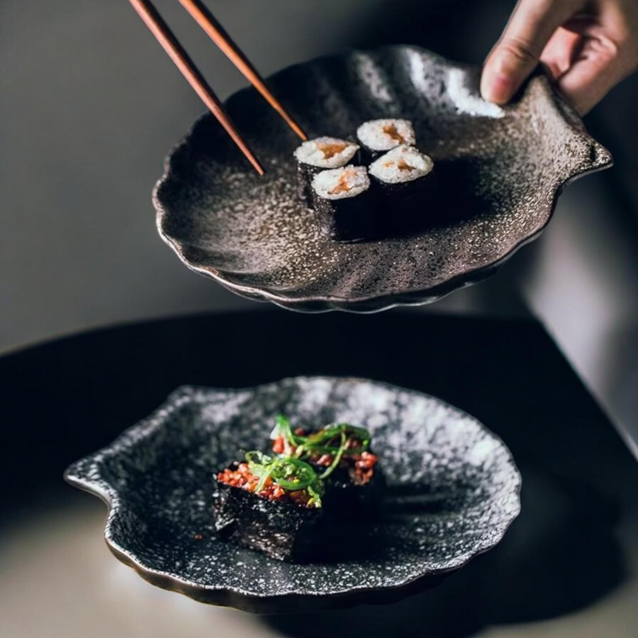 貝殻型陶板｜日本の不規則な食器 - Etsy 日本