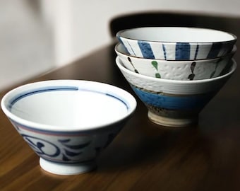 Japanese-Style Ceramic Soup Bowl – Hand-Painted Rice Bowl