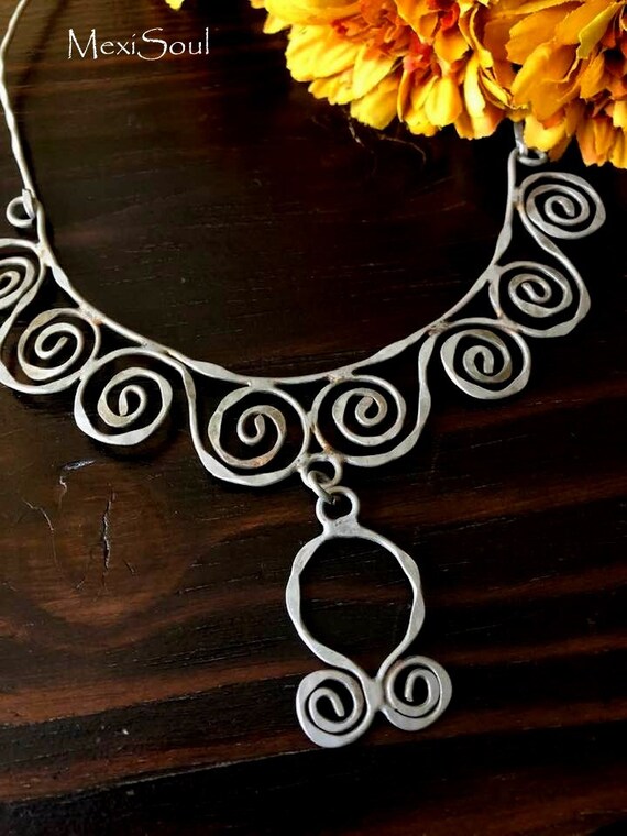 Vintage Metal Scroll Necklace/Hand Crafted Neckla… - image 6