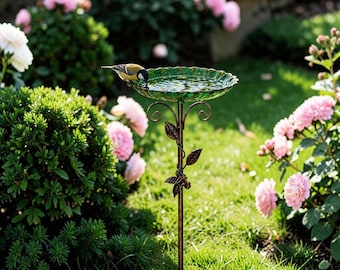 Vintage Metal Bird Bath with Stand , Decorative Outdoor Garden Feeder , Backyard Patio Housewarming Gift