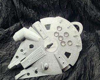 Magic Band Puck Holder - Millennium Falcon! Version 3!!