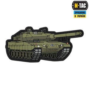 Może przedstawiać: Zielono-czarna naszywka wojskowa przedstawiająca czołg Leopard z napisem "LEOPARD" i "M-TAC". Naszywka została wykonana na Ukrainie.