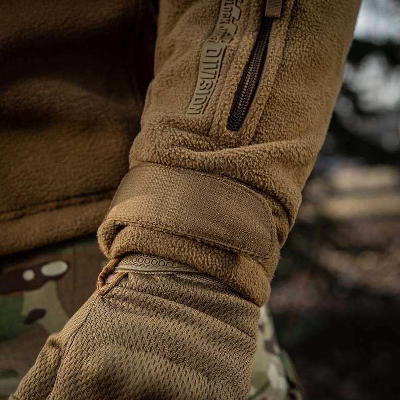 Rear dual-zip pocket M-Tac Windblock
