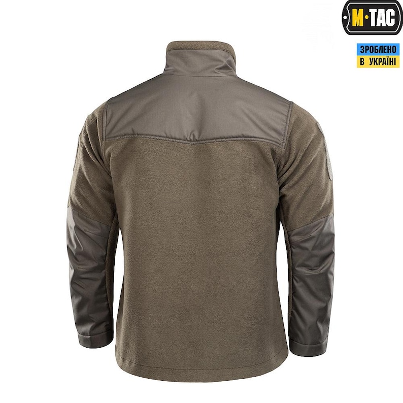 Close-up YKK zipper – softshell army jacket
