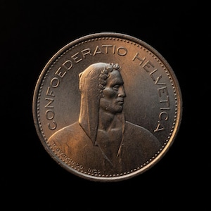 Helvetica coin - Etsy 日本