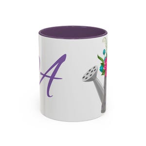 Taza de café con letras de jardinería floral, regalo perfecto para jardineros, amantes de las plantas, Día de la Madre, decoración de primavera y amantes de las flores.