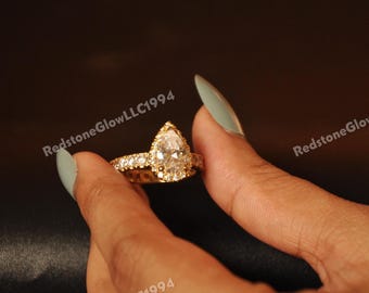 Anel de noivado de diamante em formato de pêra de 3 CT, anel de halo com corte de pêra e diamantes na ponte, anel de diamante de pêra com configuração de pavê banhado a ouro 14K, presente