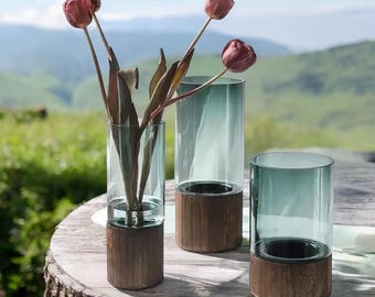 Glasvase mit Holzsockel, modernes Wohndekor