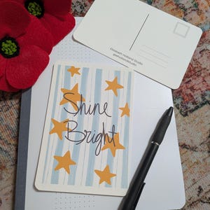 Shine Bright briefkaart-briefkaart, snail mail, happy mail, kaart, handgetekend, liefde verzenden, aanmoediging, kunst aan de muur, sterren, strepen