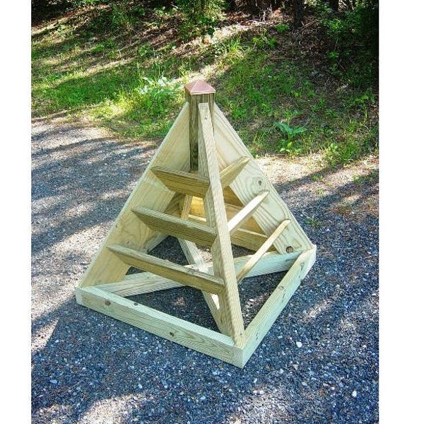 Downloadable Woodworking Plans for a 3 ft. Strawberry Pyramid Planter - Illustrated with Photos!