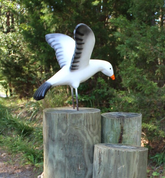 Sitting Seagull Statue Outdoor Sculpture Bathroom Nautical Themed Room Deco Statues Lawn Ornaments Home Garden