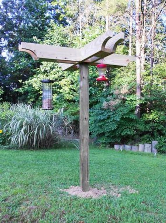 Woodworking Plans Deluxe Bird Feeding Station. Illustrated Plans