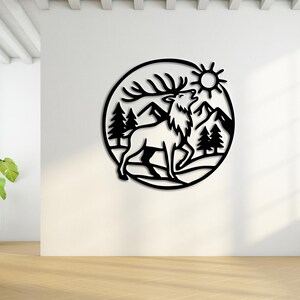 Decorazione murale in metallo con cervo, foresta di montagna, decorazione rustica rotonda con animali selvatici, cartello con silhouette della natura, decorazione da parete per baita, regalo per amanti dell'aria aperta