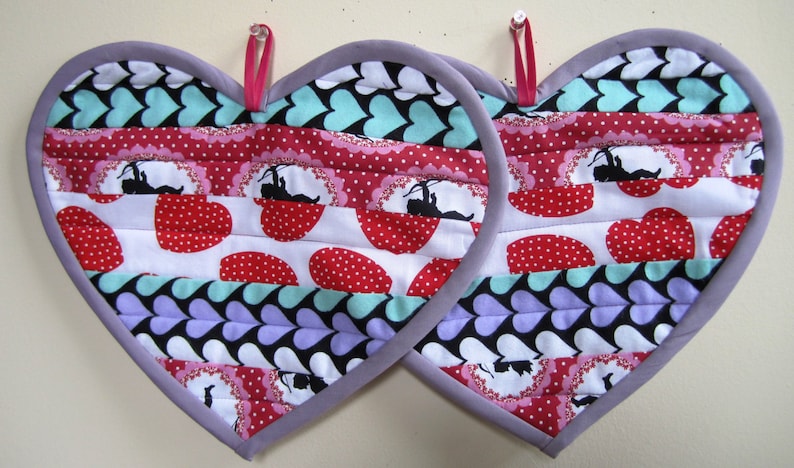 Heart Pot Holders Valentines Day Hot Pads Patchwork Quilted Set of Two \u2013 11.5 x 9 Inches