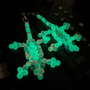 Glow in the Dark Handmade Glass Bead Lizard Keychain Bag Charm Fidget