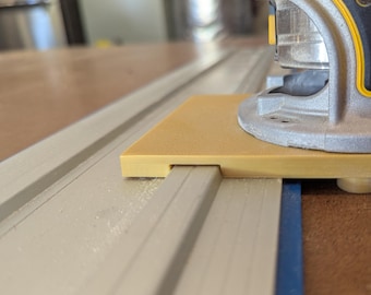 DeWalt Router Adapter for Kreg Accu-Cut Saw Track