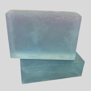Jungle Waterfall Soap – Handmade Natural Soap, Fresh & Tropical Scent, Moisturizing Glycerin Bar, Nature-Inspired Gift, Small Batch