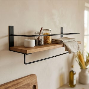 Estante flotante de roble macizo con toallero – Organizador minimalista para baño y cocina