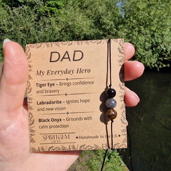 Personalised Dad Bracelet, Fathers Day Present, My Everyday Hero Token, Mens Strength Charm, Protection