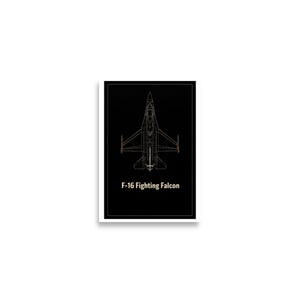 Könnte beinhalten: Ein gerahmter Druck mit einer detaillierten schematischen Darstellung eines F-16 Fighting Falcon-Flugzeugs. Die blaupausenartige Illustration ist in einer hellen Farbe vor einem schwarzen Hintergrund, mit dem Text "F-16 Fighting Falcon" unten.