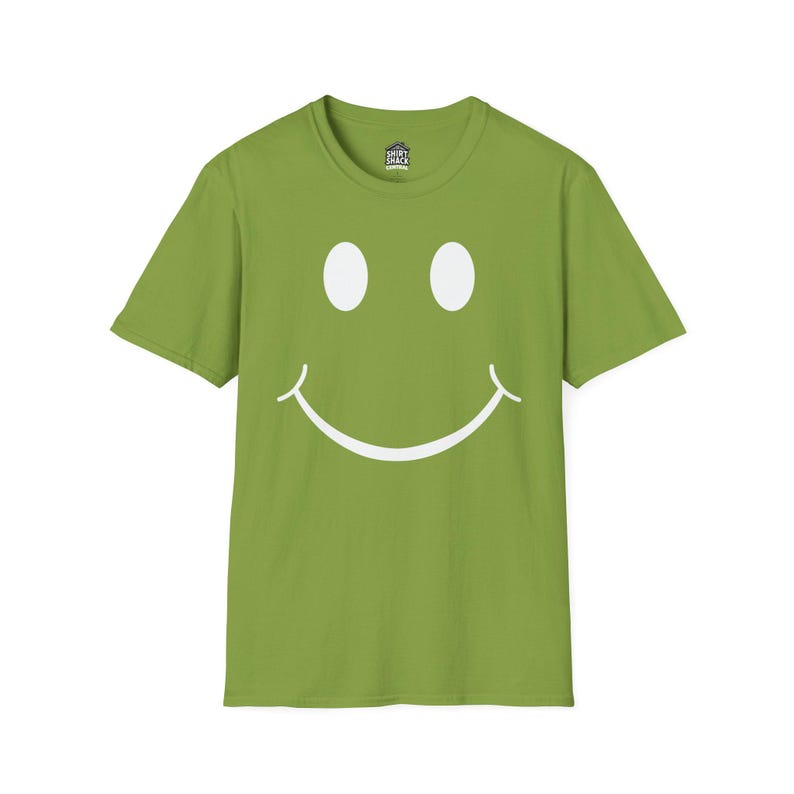 Smiley Face T Shirt Happy Graphic Tee Simple Minimal Shirt Feel Good Outfit Everyday Casual Tee Unisex Soft Cotton Shirt Gift Idea Kiwi