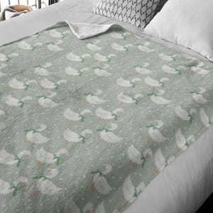 White Goose Pattern Blanket, Farm Animal Throw