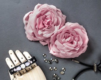 Dusty rose, pink two flower brooch, handmade flowers