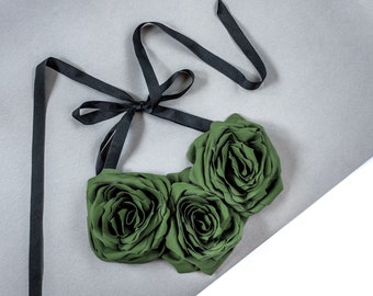 Necklace statement bib green, Flowers on neck, Floral accessories jewellery / Green, dark, hunter, forest green, army, olive, khaki, basil