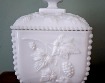 Westmoreland Beaded Milk Glass Grape Leaves Candy Trinket Dish